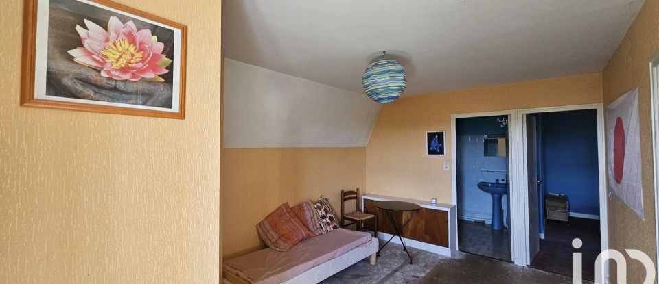 Maison 3 pièces de 101 m² à Saint-Mamet-la-Salvetat (15220)