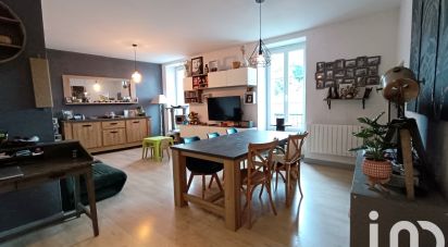 Appartement 4 pièces de 89 m² à Fougères (35300)