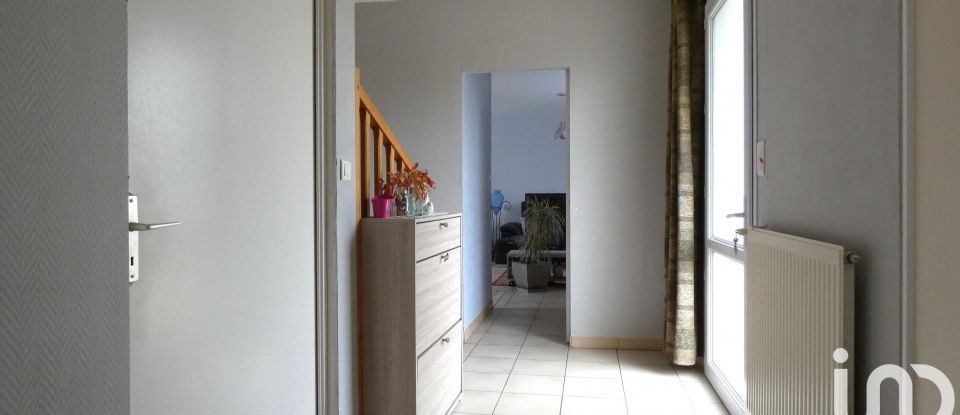 House 4 rooms of 113 m² in L'Hermenault (85570)