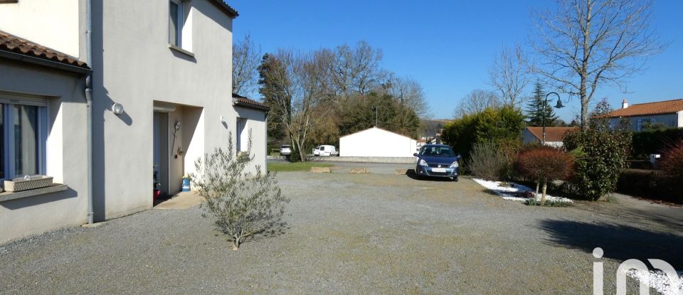 Maison 4 pièces de 113 m² à L'Hermenault (85570)