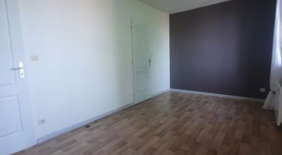 Maison 3 pièces de 77 m² à Rochefort (17300)