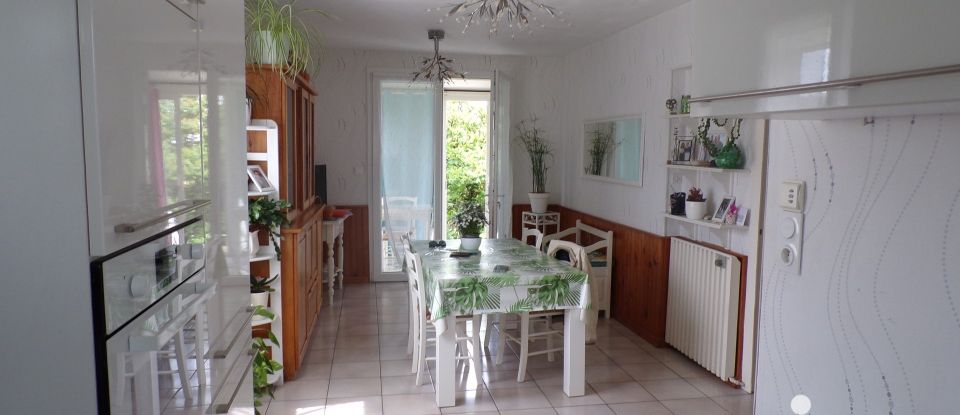 House 5 rooms of 153 m² in Pouzauges (85700)