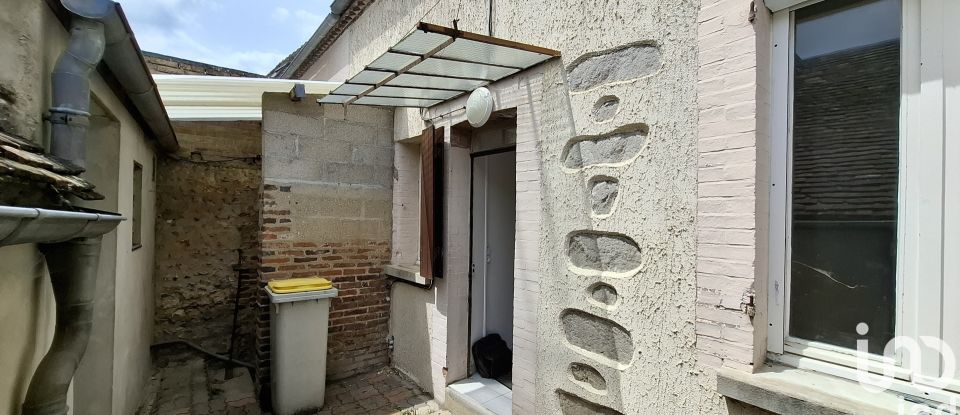 Maison de ville 3 pièces de 48 m² à Villeneuve-sur-Yonne (89500)