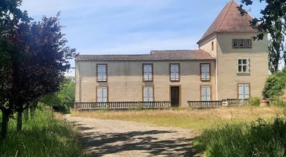 Bastide 8 rooms of 348 m² in Aurensan (32400)