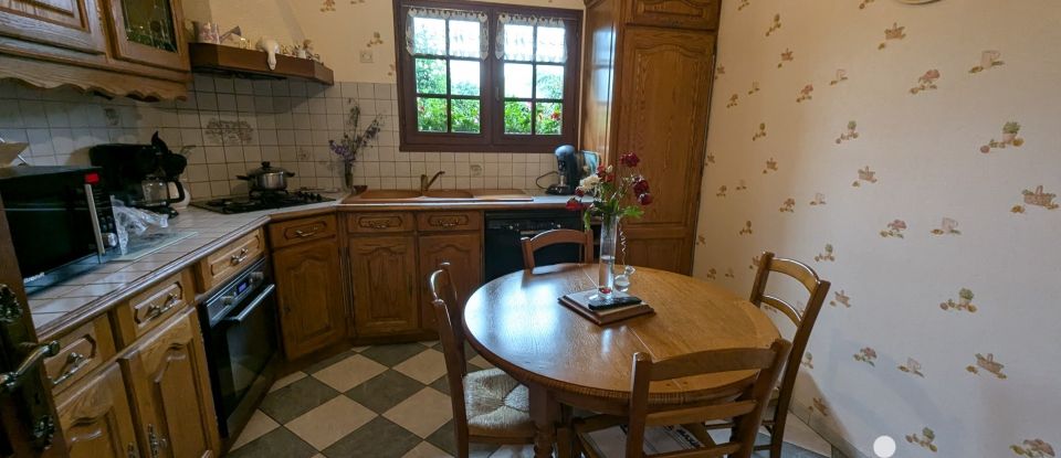 House 5 rooms of 113 m² in Le Thuit de l'Oison (27370)