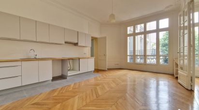 Apartment 7 rooms of 191 m² in Paris (75014)