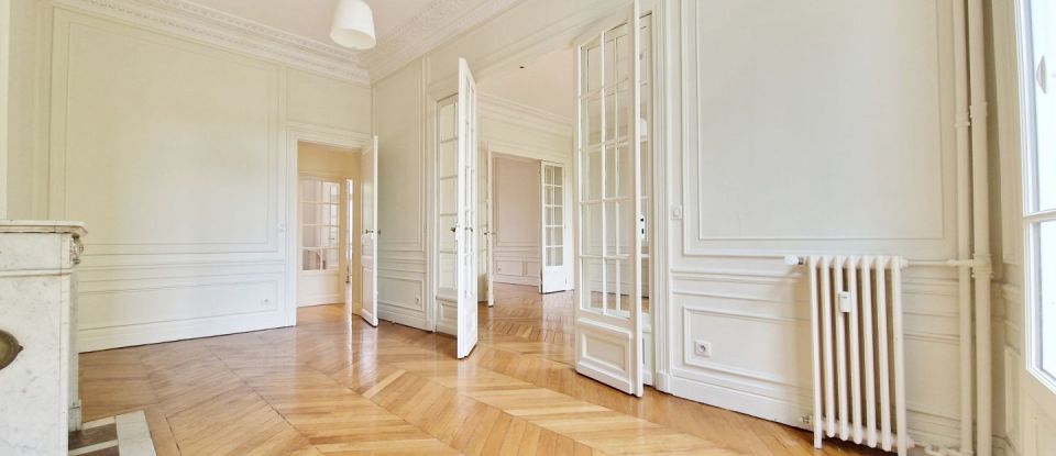 Apartment 7 rooms of 191 m² in Paris (75014)