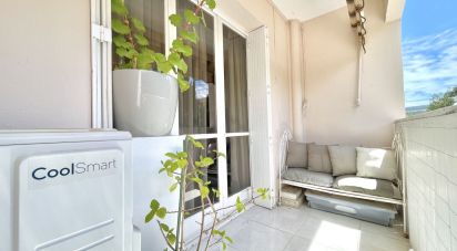 Apartment 4 rooms of 72 m² in Hyères (83400)