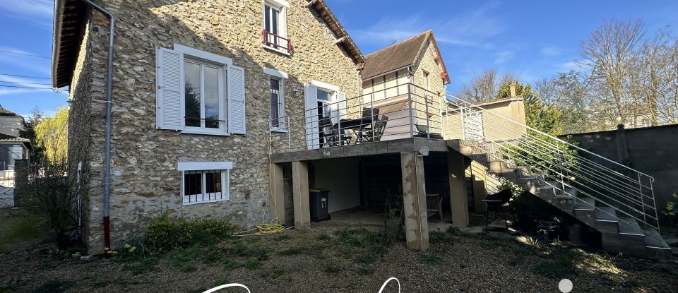 Maison 4 pièces de 108 m² à Montereau-Fault-Yonne (77130)