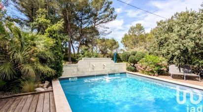 House 11 rooms of 248 m² in L'Isle-sur-la-Sorgue (84800)