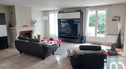 Maison 6 pièces de 174 m² à Méry-sur-Oise (95540)