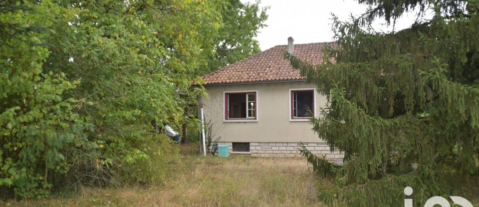 House 5 rooms of 67 m² in Vœuil-et-Giget (16400)