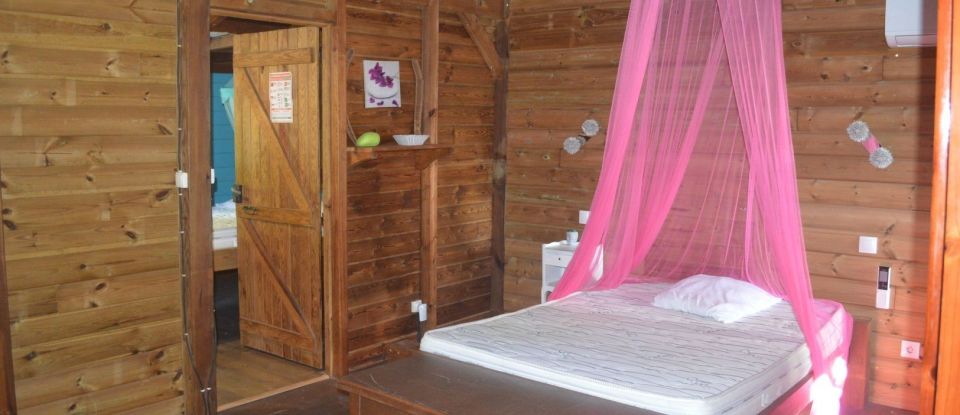 Lodge 21 rooms of 478 m² in Deshaies (97126)