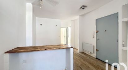 Appartement 3 pièces de 42 m² à Toulon (83200)