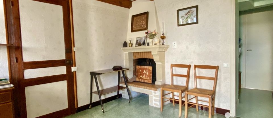 Traditional house 8 rooms of 127 m² in Vouvant (85120)