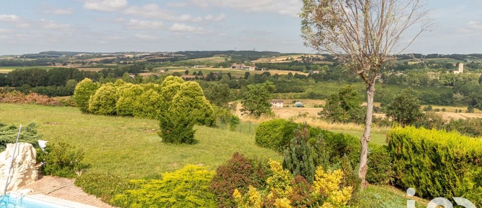 Maison traditionnelle 6 pièces de 128 m² à Larrazet (82500)