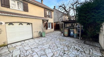 Maison 6 pièces de 95 m² à Saint-Pierre-du-Perray (91280)