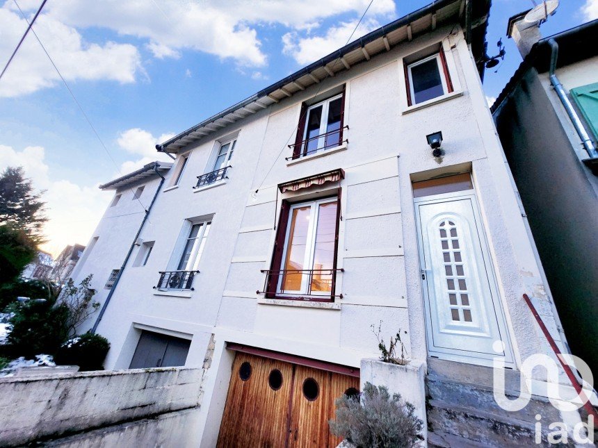 House 4 rooms of 60 m² in Conflans-Sainte-Honorine (78700)