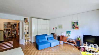 Appartement 3 pièces de 72 m² à Paris (75019)