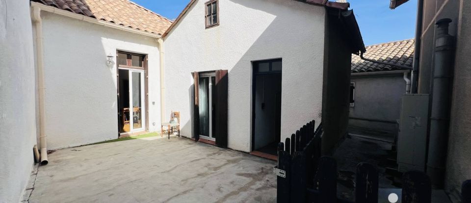 Immeuble de 243 m² à Lézignan-Corbières (11200)