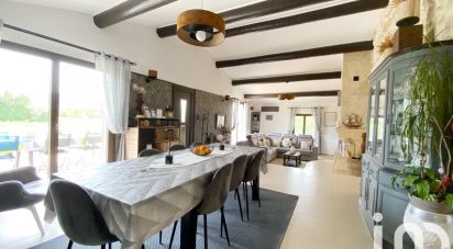 Mas 9 rooms of 351 m² in Boulbon (13150)