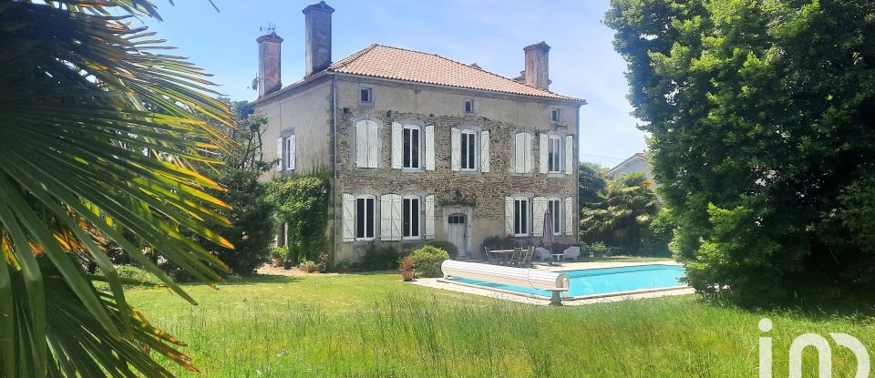 Maison de campagne 8 pièces de 291 m² à Aire-sur-l'Adour (40800)