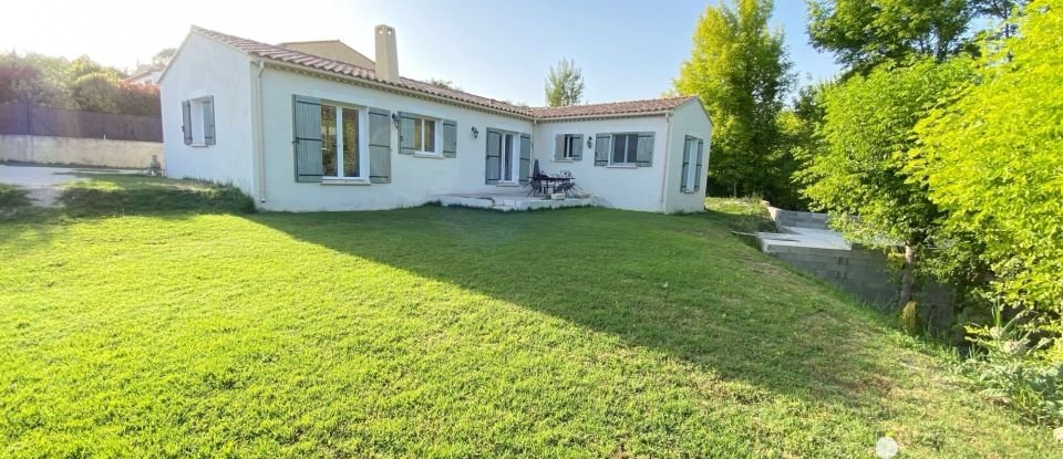 Maison 5 pièces de 128 m² à Mormoiron (84570)