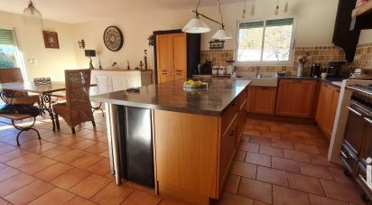 House 5 rooms of 145 m² in Saint-Hippolyte (66510)