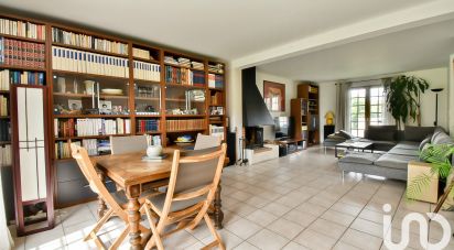 Maison traditionnelle 5 pièces de 129 m² à Évreux (27000)