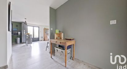 Apartment 3 rooms of 74 m² in Les Rousses (39220)