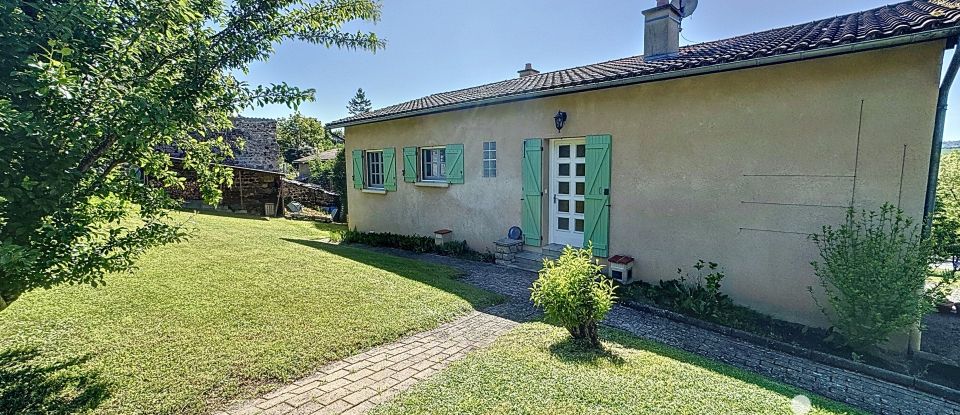Maison traditionnelle 5 pièces de 128 m² à Montaigut-le-Blanc (63320)