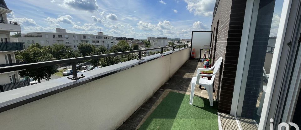 Apartment 3 rooms of 56 m² in Viry-Châtillon (91170)