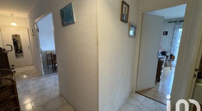 Apartment 2 rooms of 64 m² in Pau (64000)