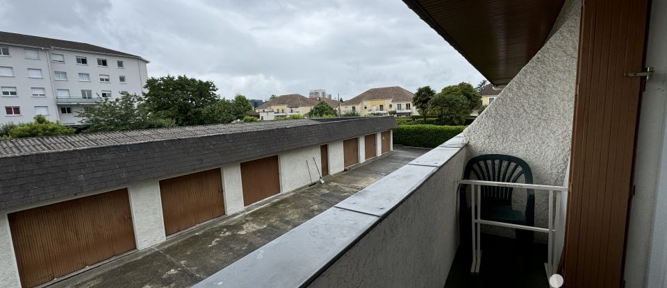 Apartment 2 rooms of 60 m² in Pau (64000)