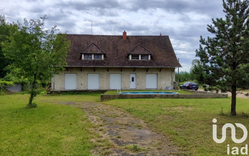 Maison traditionnelle 8 pièces de 290 m² à Fontenay-sur-Loing (45210)