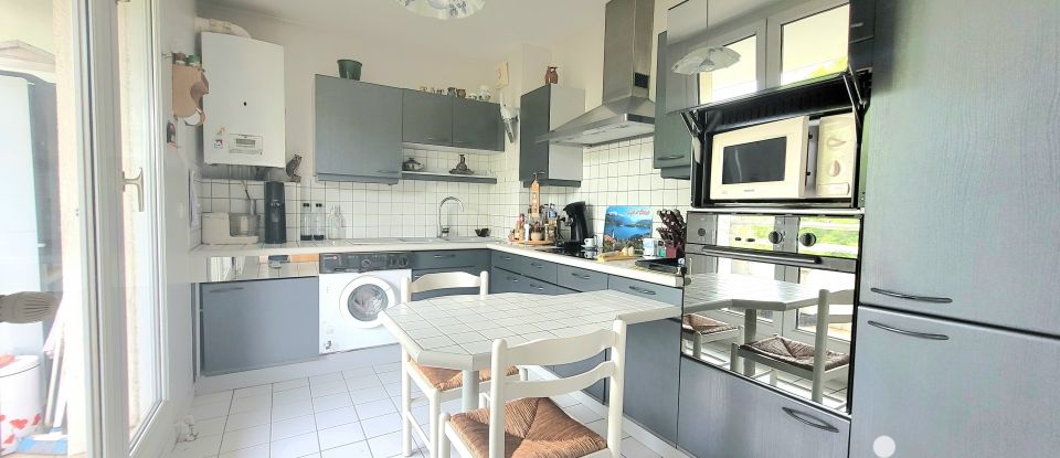 Apartment 3 rooms of 55 m² in Guyancourt (78280)