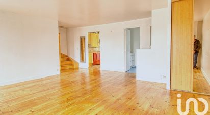 Duplex 3 rooms of 69 m² in Pontoise (95300)