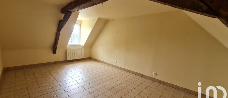 Longère 6 pièces de 119 m² à - (53270)