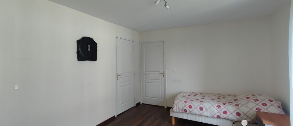 Appartement 6 pièces de 104 m² à Bernay (27300)