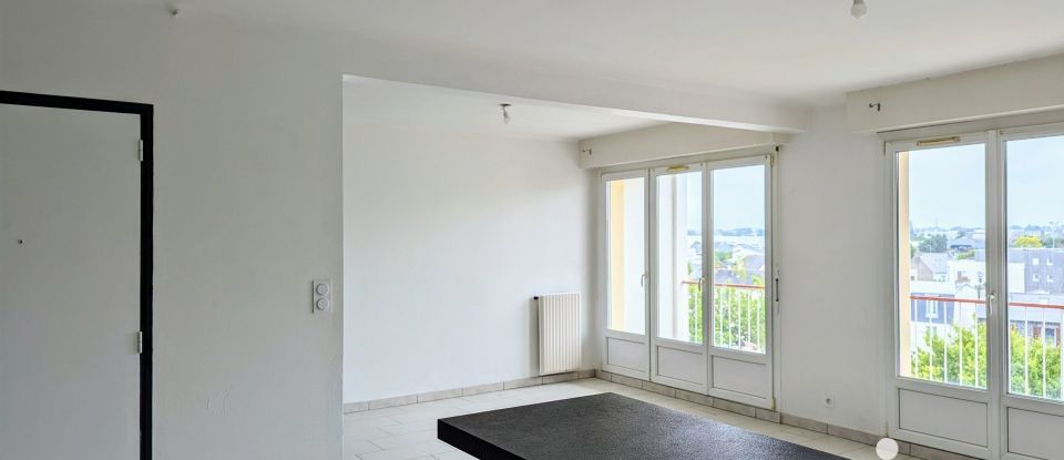 Apartment 3 rooms of 70 m² in Saint-Brieuc (22000)