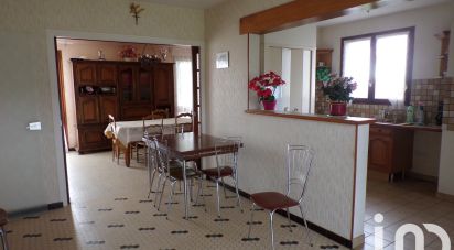 House 7 rooms of 120 m² in Les Herbiers (85500)