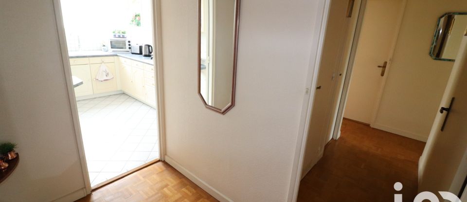Apartment 3 rooms of 74 m² in Avon (77210)