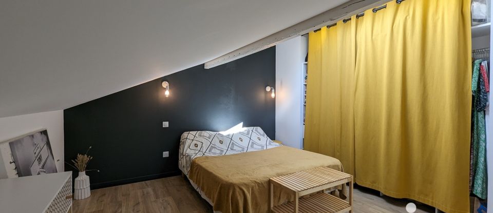 Duplex 4 rooms of 90 m² in Saint-Palais (64120)