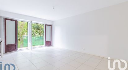 Appartement 3 pièces de 71 m² à Viry-Châtillon (91170)