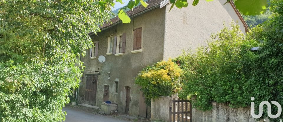 Maison de village 7 pièces de 77 m² à Monteynard (38770)