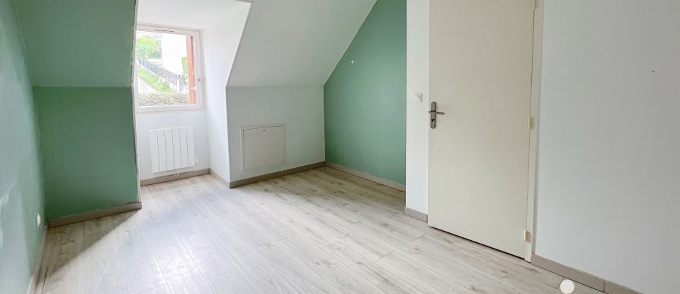 Maison traditionnelle 3 pièces de 75 m² à Montfermeil (93370)