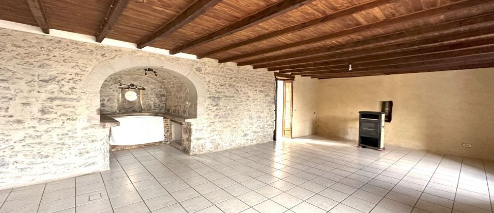 House 6 rooms of 126 m² in Brengues (46320)