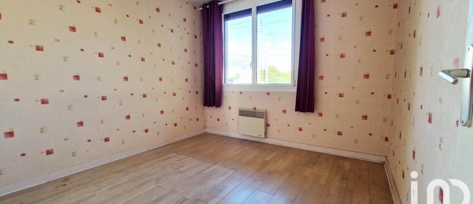 House 5 rooms of 180 m² in Fontenay-le-Comte (85200)