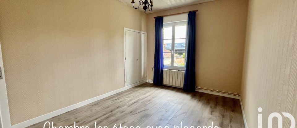 Maison de campagne 7 pièces de 201 m² à Auve (51800)