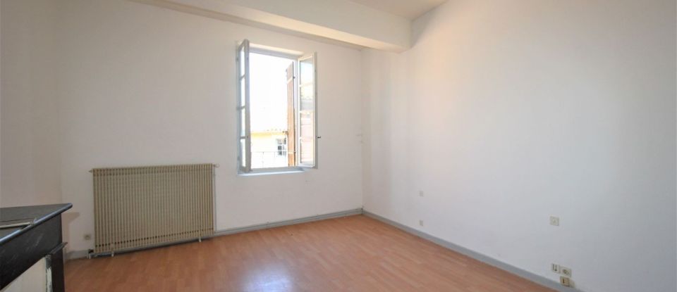 Building in Issigeac (24560) of 181 m²